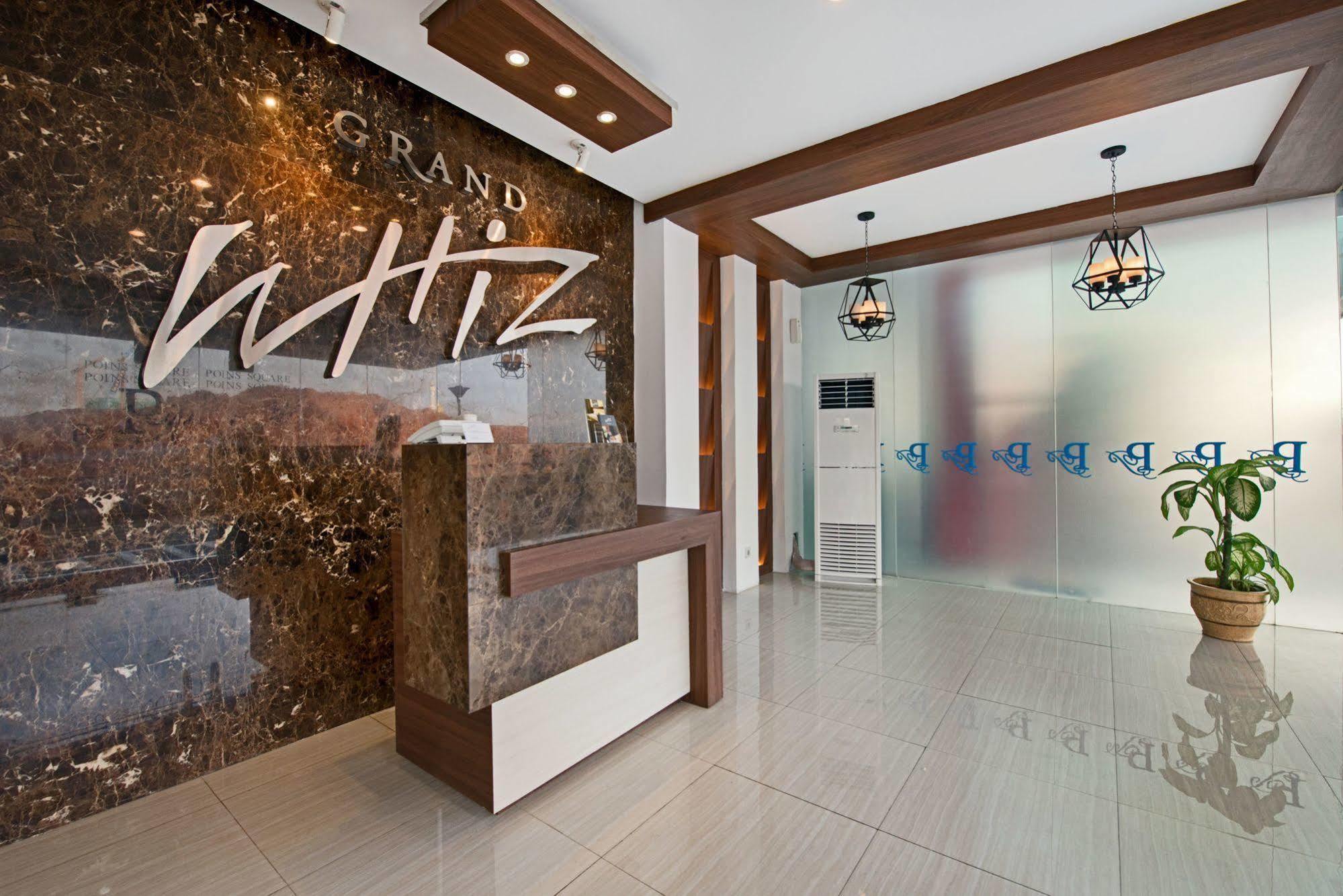 Grand Whiz Poins Simatupang Джакарта Екстериор снимка
